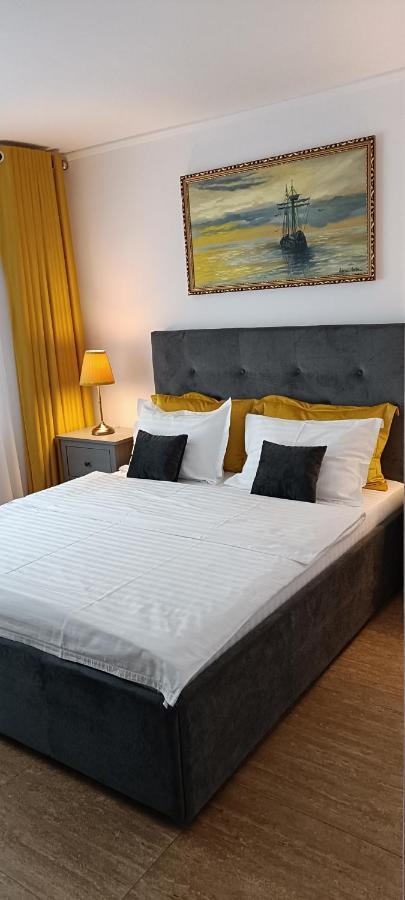 Apartament Faleza Nord Constanţa Exteriör bild